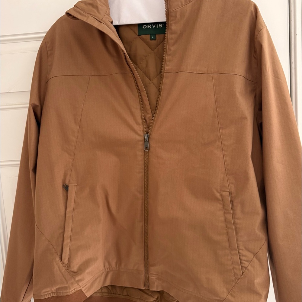 Men’s Orvis Quilted Lined Field Khaki Colored Jacket Size Large